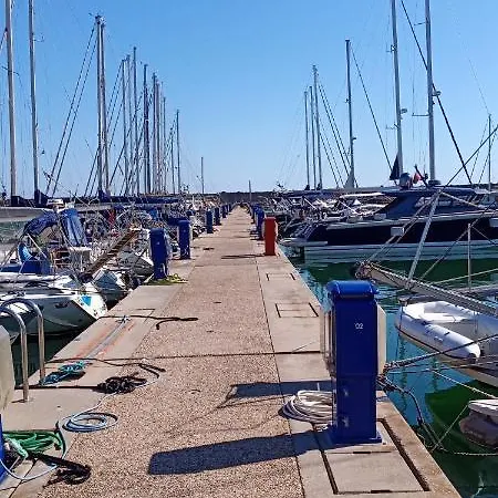 Barca Alto Livello