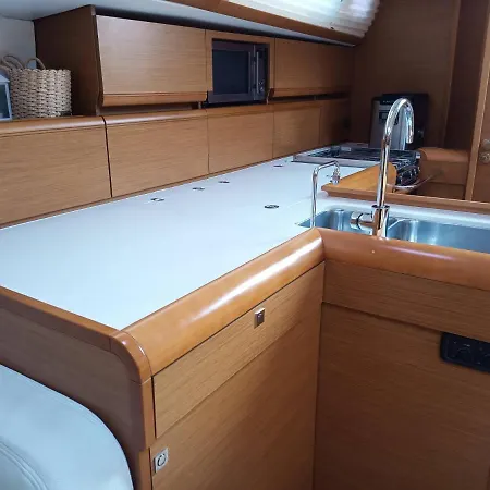Bateau-hôtel Barca Alto Livello Ostie