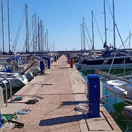 Barca Alto Livello